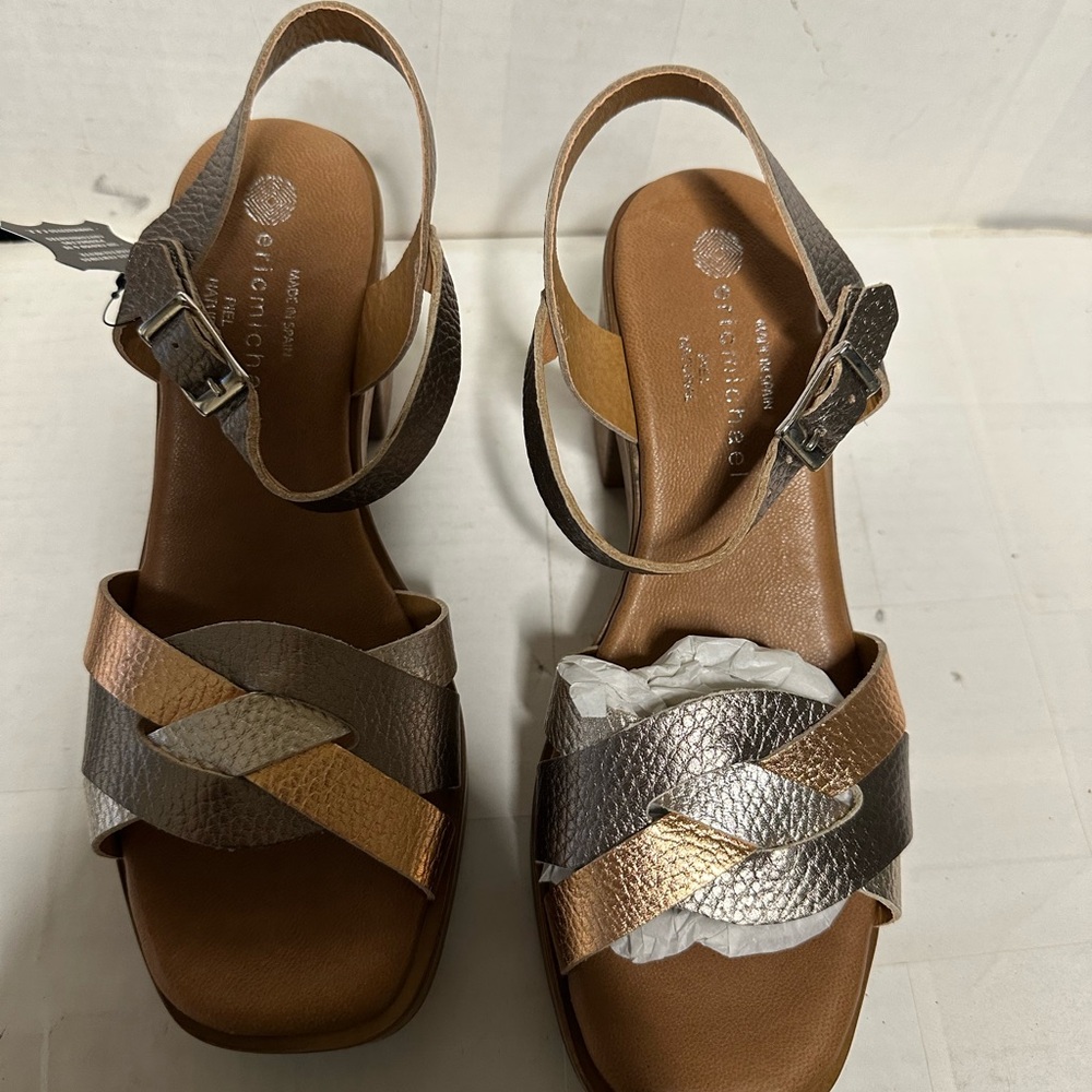 Elegant Women's Block Heel Sandals - Metallic Bronze - Picture 5 of 13